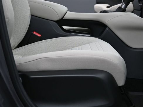 New 2026 Honda HR-V LX image 22