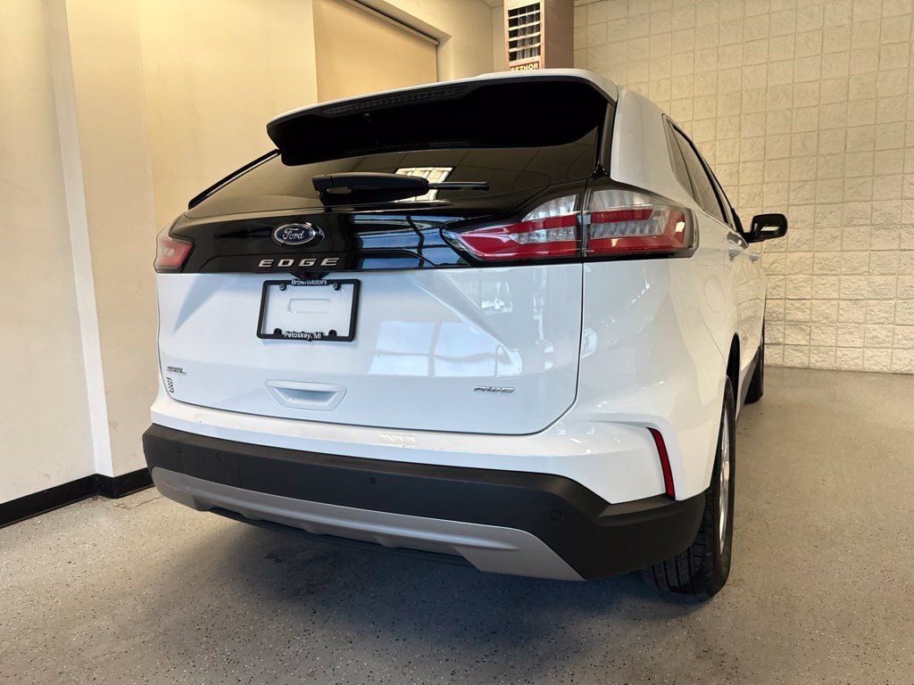 Used 2024 Ford Edge SEL AWD/4WD image 43