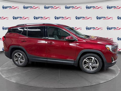 Used 2019 GMC Terrain SLT w/ Preferred Package image 2