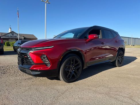Used 2024 Chevrolet Blazer RS w/ Driver Confidence II Package FWD image 2