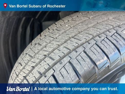Used 2022 Subaru Ascent Limited AWD/4WD image 10