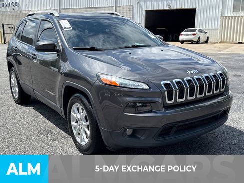 Used 2014 Jeep Cherokee Latitude image 4