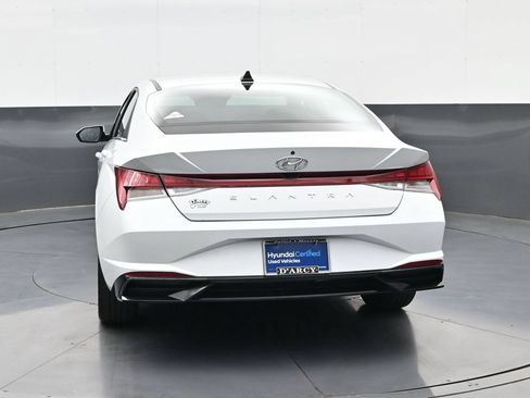 Certified 2021 Hyundai Elantra SEL w/ Convenience + Premium Package FWD image 7