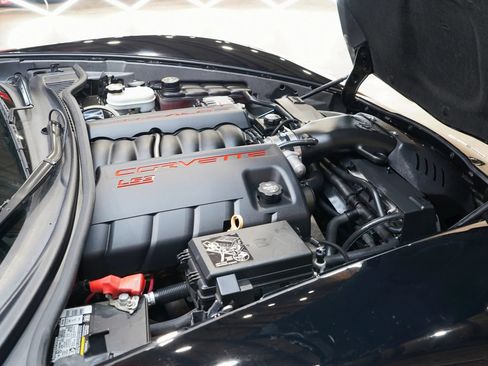 Used 2008 Chevrolet Corvette Coupe w/ Preferred Equipment Group RWD image 22