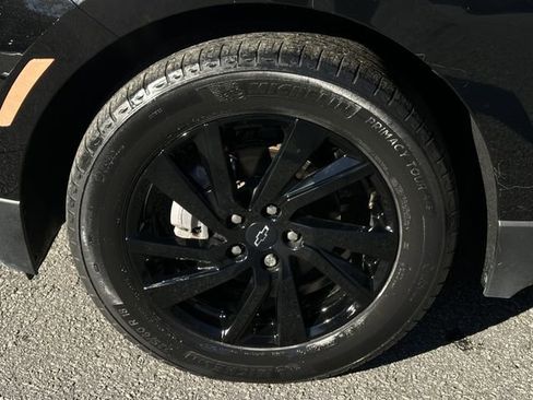 Used 2023 Chevrolet Equinox LS w/ Midnight Edition image 10