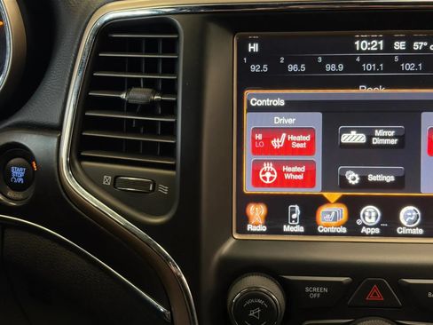 Used 2016 Jeep Grand Cherokee Limited AWD/4WD image 24