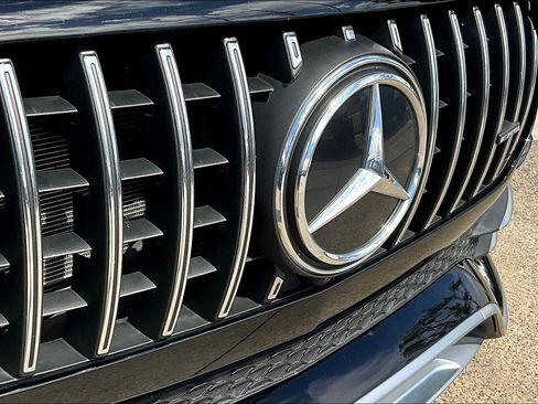 Used 2023 Mercedes-Benz GLE 53 AMG 4MATIC image 29