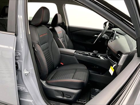 New 2026 Nissan Rogue SV w/ Rock Creek Premium Package AWD/4WD image 76