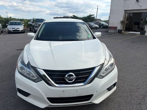 Used 2017 Nissan Altima 2.5 S w/ Power Driver Seat Package FWD image 4