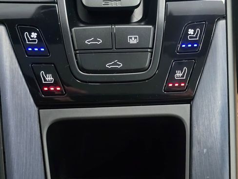 Certified 2024 Porsche 911 Carrera GTS image 47