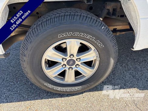 Used 2015 Ford F150 XL w/ Equipment Group 101A Mid AWD/4WD image 10