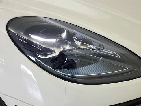 Used 2022 Porsche Macan S AWD/4WD image 14