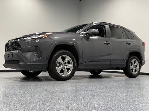 Used 2024 Toyota RAV4 XLE FWD image 4