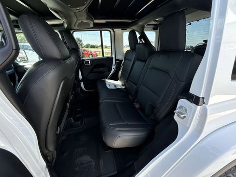 New 2025 Jeep Wrangler Sahara image 13