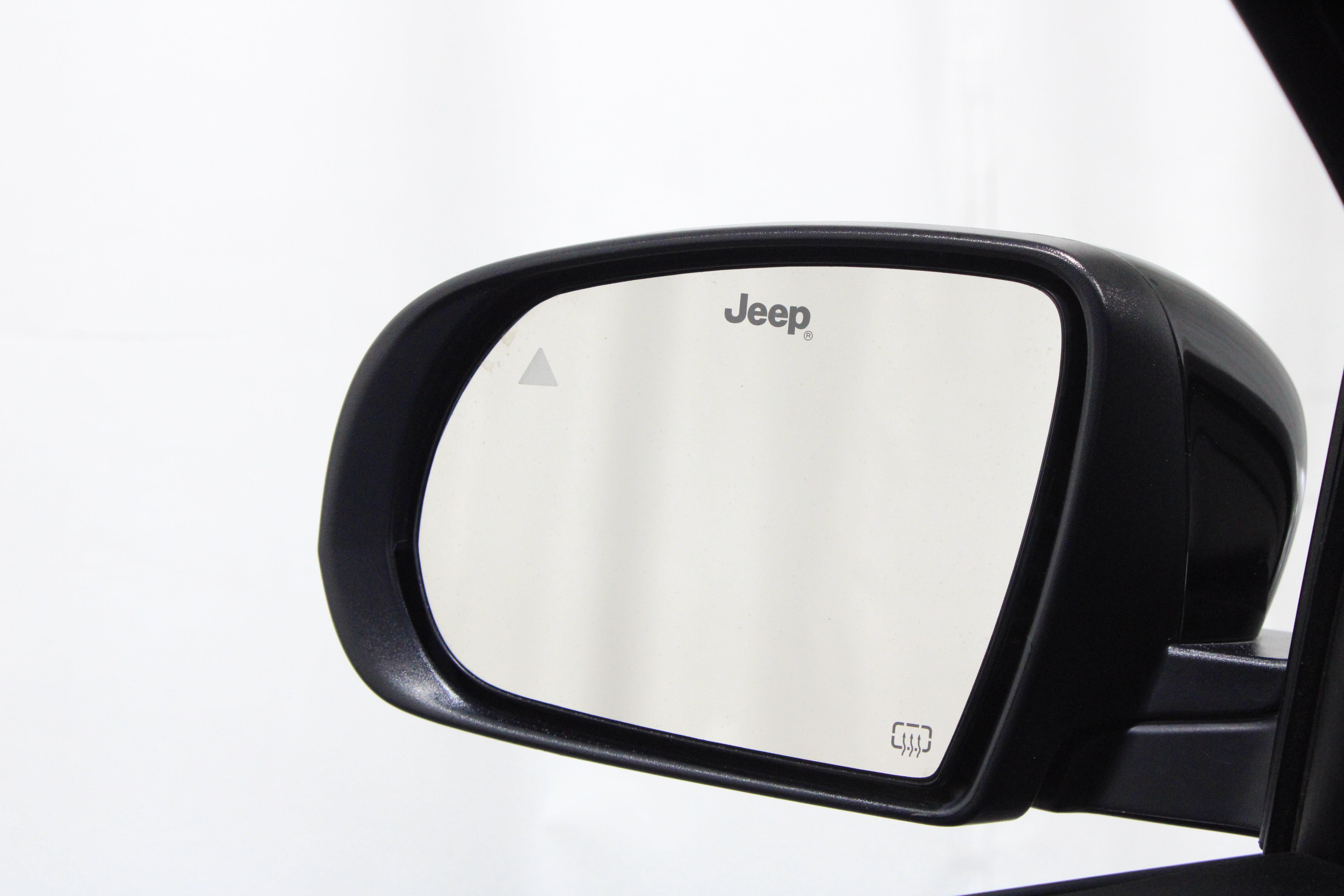 Used 2022 Jeep Compass Latitude FWD image 25