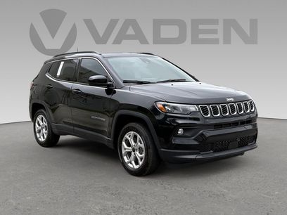 New 2025 Jeep Compass Latitude w/ Sun and Sound Group