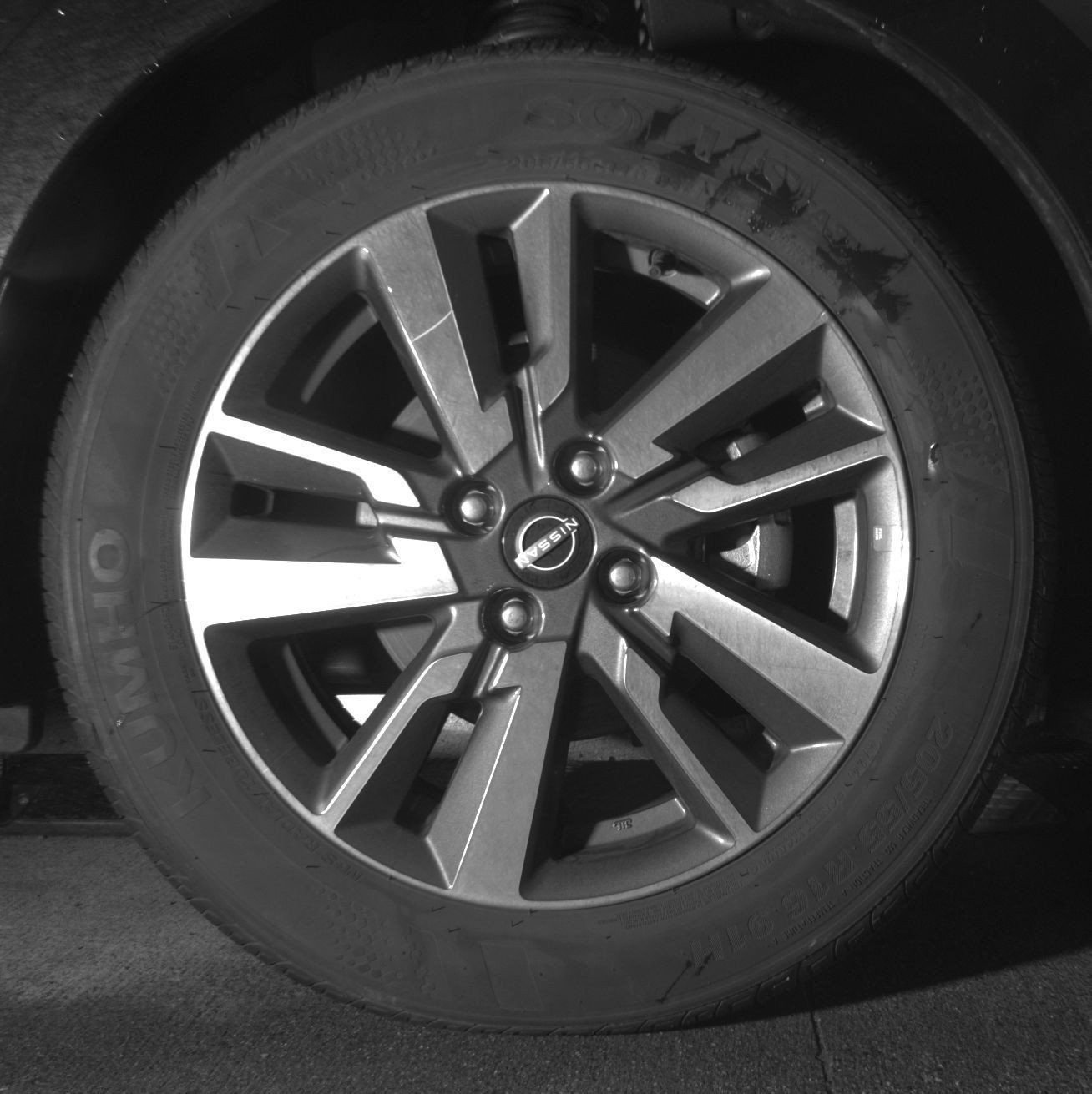 Used 2025 Nissan Versa SV FWD image 15
