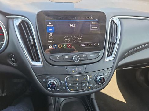 Used 2024 Chevrolet Malibu LT FWD image 25