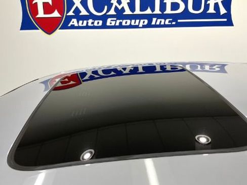 Used 2017 Audi A4 2.0T Premium Plus w/ Premium Plus Package image 14