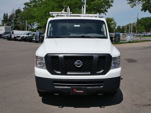 Used 2018 Nissan NV 3500 SV w/ Navigation Package RWD image 3