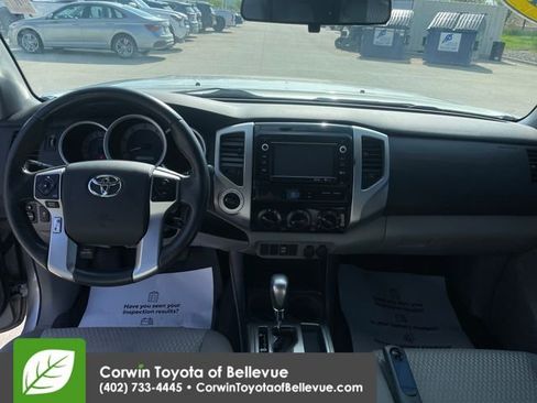 Used 2014 Toyota Tacoma 4x4 Double Cab w/ SR5 Package image 20