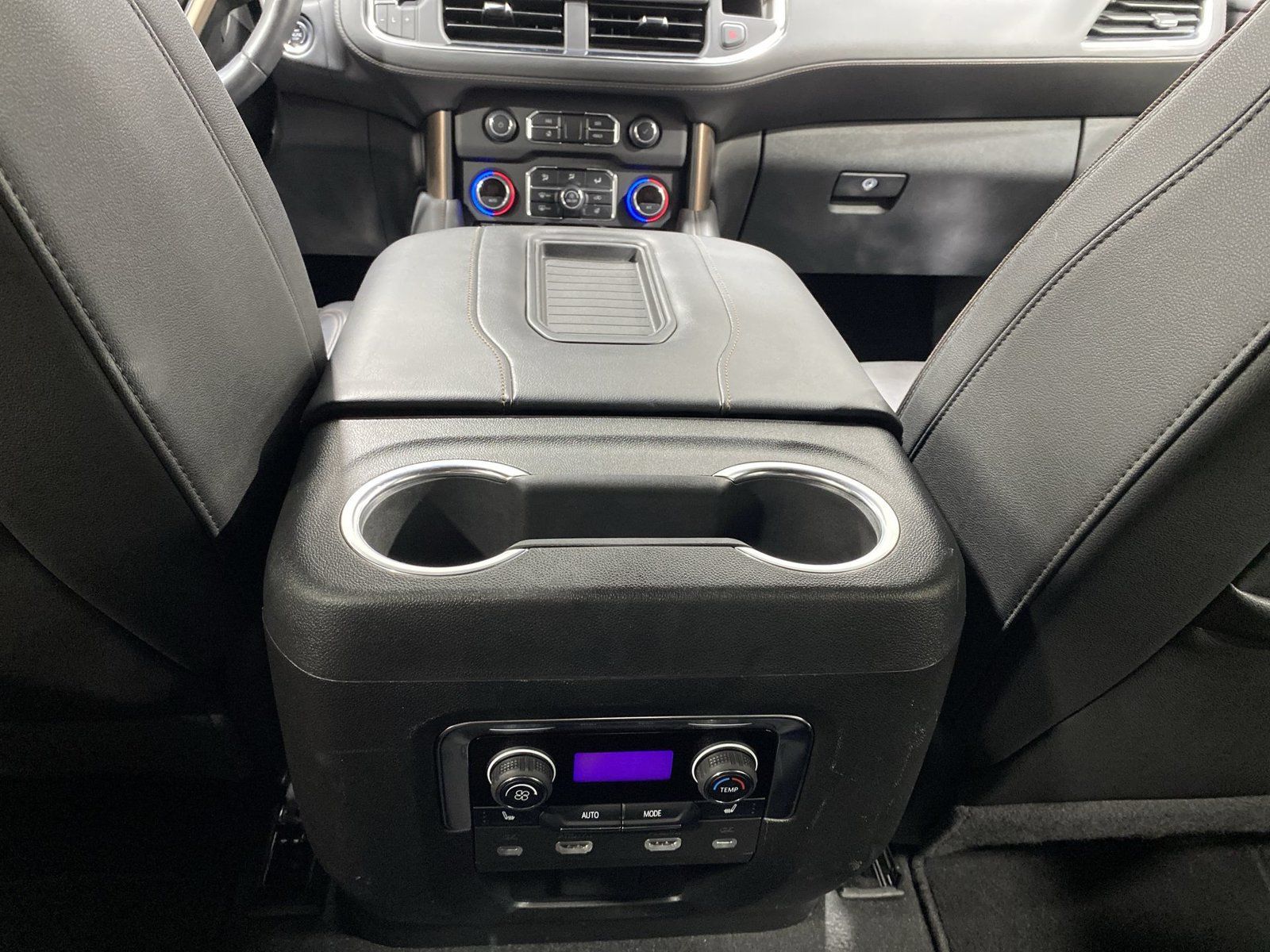 Used 2024 Chevrolet Tahoe High Country w/ Advanced Technology Package AWD/4WD image 21