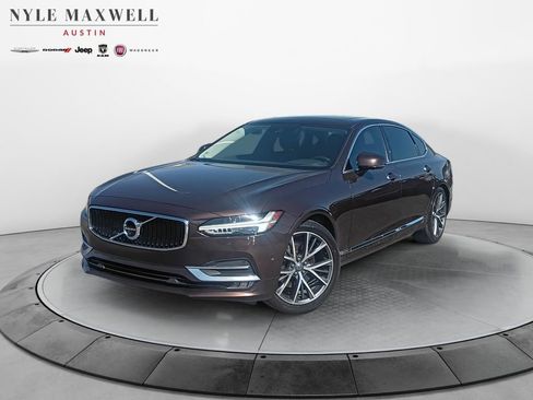 Used 2018 Volvo S90 T5 Momentum w/ Convenience Package image 1