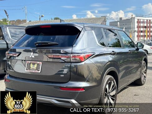 Used 2025 Mitsubishi Outlander SE AWD/4WD image 6