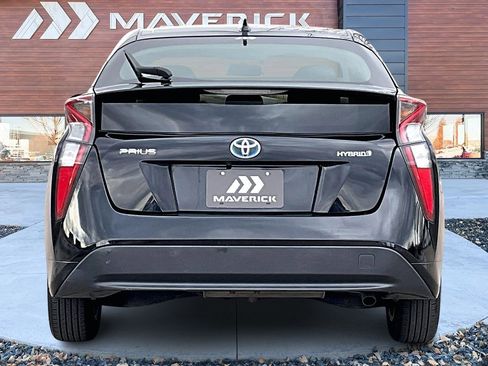 Used 2016 Toyota Prius Three w/ Preferred Accessory Package image 6