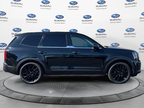 Used 2021 Kia Telluride SX w/ Towing Package FWD image 6