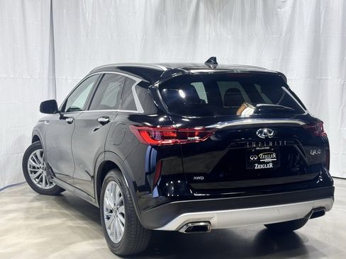 Certified 2024 INFINITI QX50 Luxe image 6