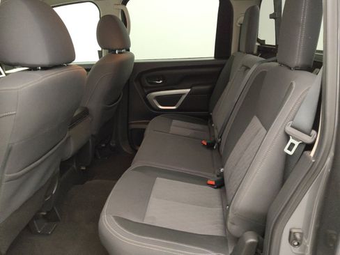 Used 2020 Nissan Titan SV w/ Accessory Utility Package image 18