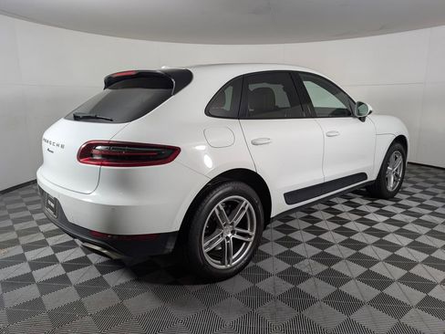 Used 2018 Porsche Macan image 7