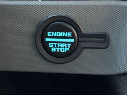 Used 2023 Ford Bronco Black Diamond image 24