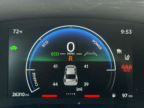 Used 2025 Toyota Camry LE image 30