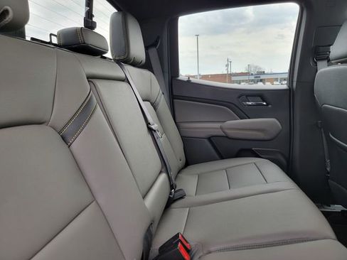 New 2026 Chevrolet Colorado ZR2 AWD/4WD image 14