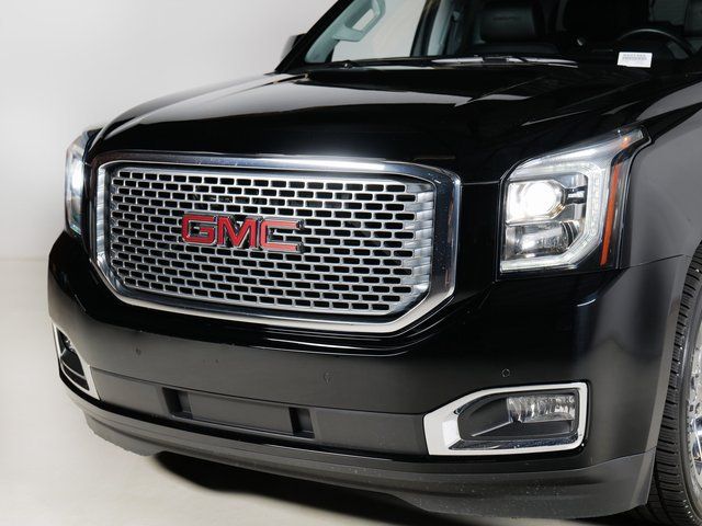 Used 2015 GMC Yukon Denali w/ Open Road Package AWD/4WD image 30