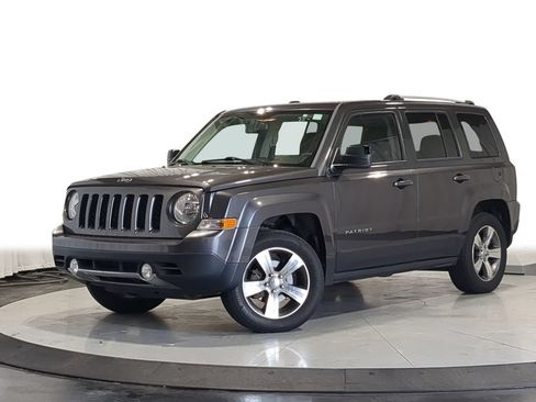 Used 2017 Jeep Patriot High Altitude FWD image 1