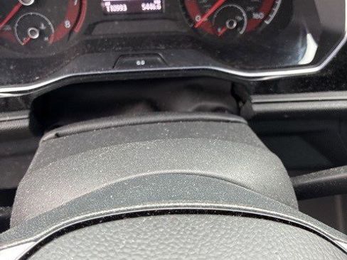 Used 2019 Volkswagen Jetta image 28