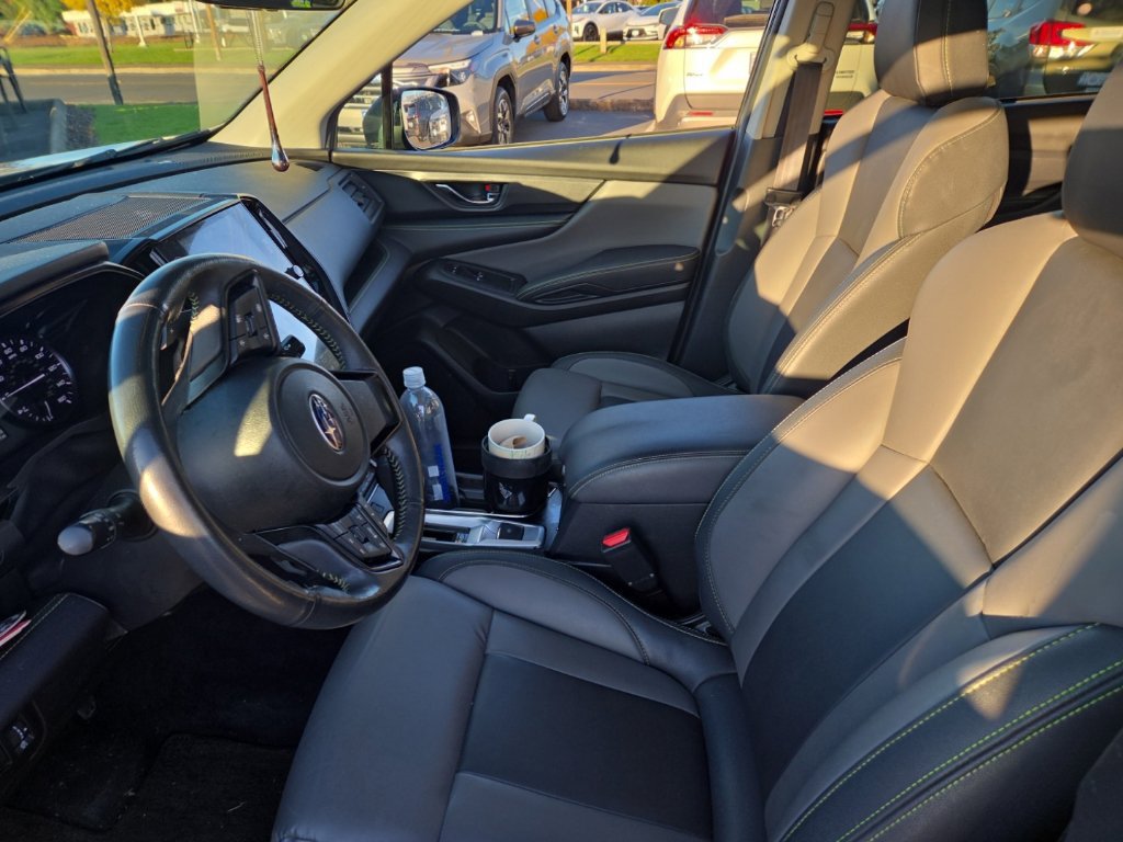 Used 2023 Subaru Ascent Onyx Edition AWD/4WD image 10