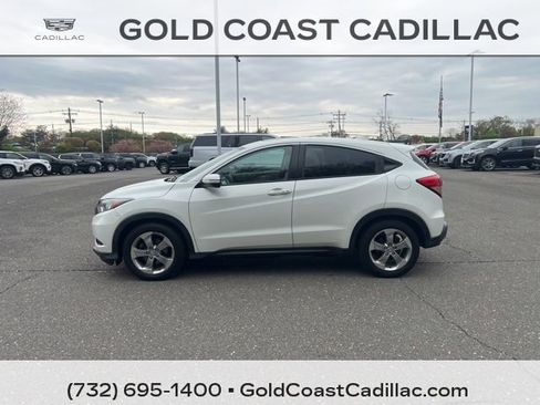 Used 2016 Honda HR-V EX image 2