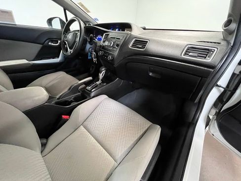 Used 2014 Honda Civic LX image 10