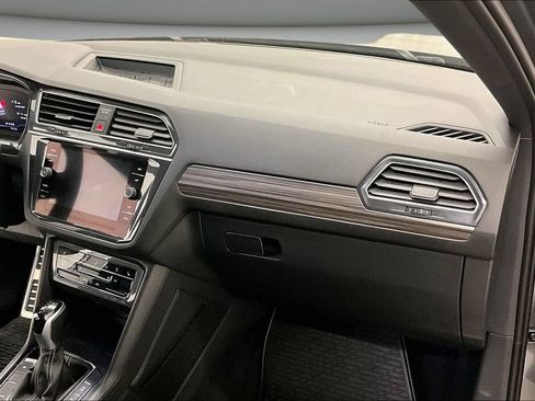Used 2022 Volkswagen Tiguan SEL R-Line AWD/4WD image 26