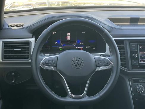Used 2023 Volkswagen Atlas Cross Sport SE FWD image 7