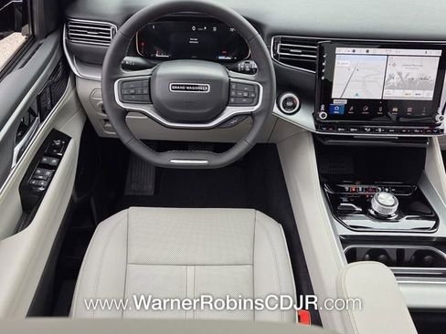 New 2026 Jeep Grand Wagoneer Limited AWD/4WD image 7