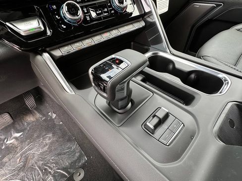 New 2026 GMC Sierra 1500 Denali w/ Denali Reserve Package AWD/4WD image 29