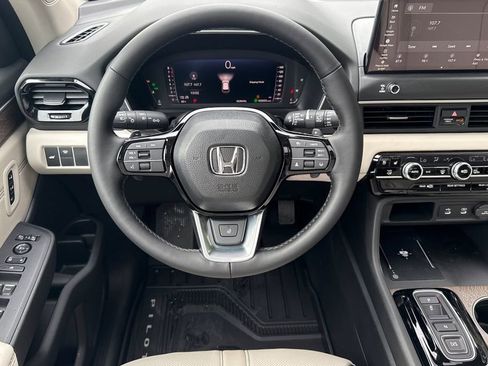 New 2026 Honda Pilot Elite image 11