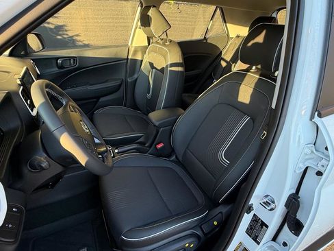 New 2026 Hyundai Venue SEL image 20