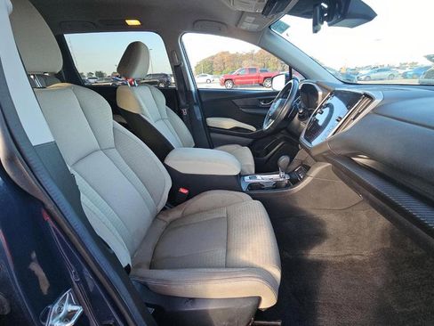 Used 2024 Subaru Ascent Premium w/ Convenience Package image 7