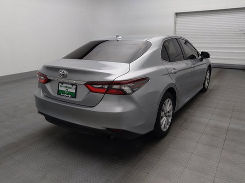 Used 2022 Toyota Camry LE FWD image 9